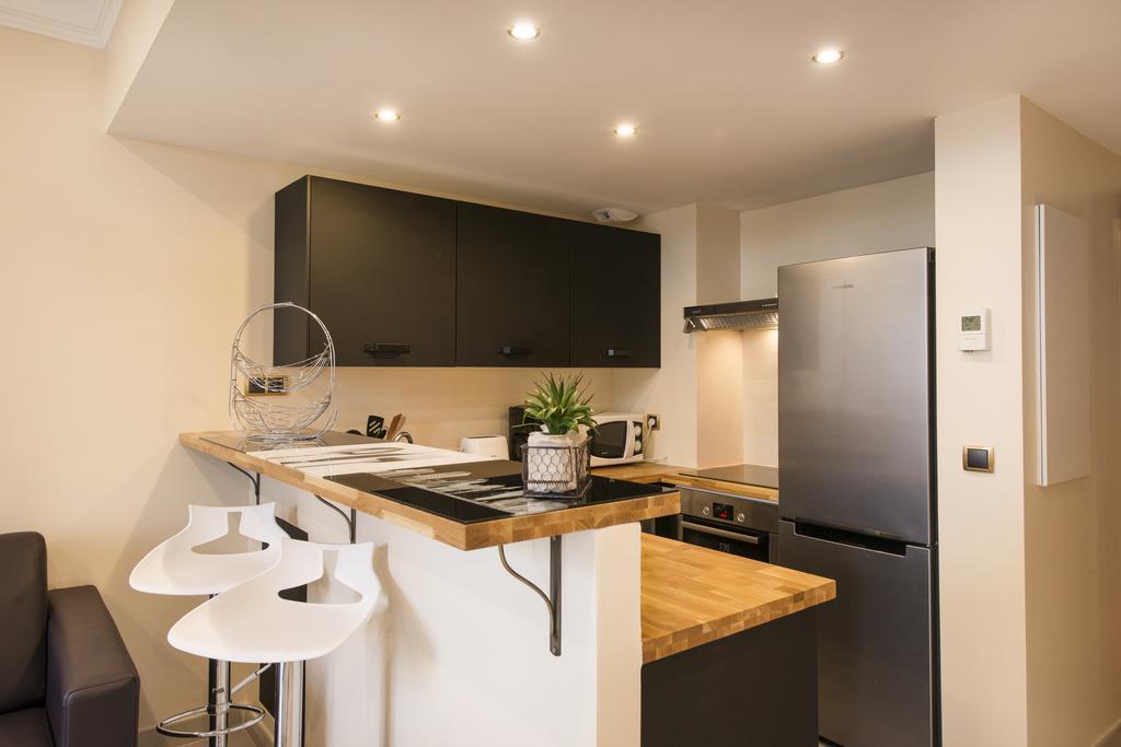 Apartment - Promenade Des Anglais Νίκαια Δωμάτιο φωτογραφία